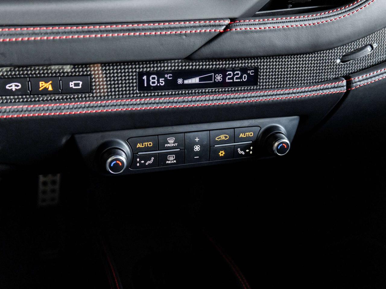 2021 Ferrari F8 Spider  Photo