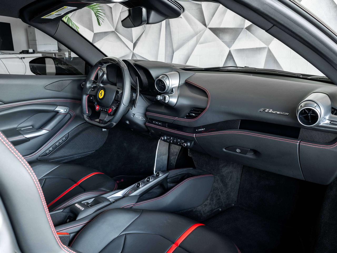 2021 Ferrari F8 Spider  Photo