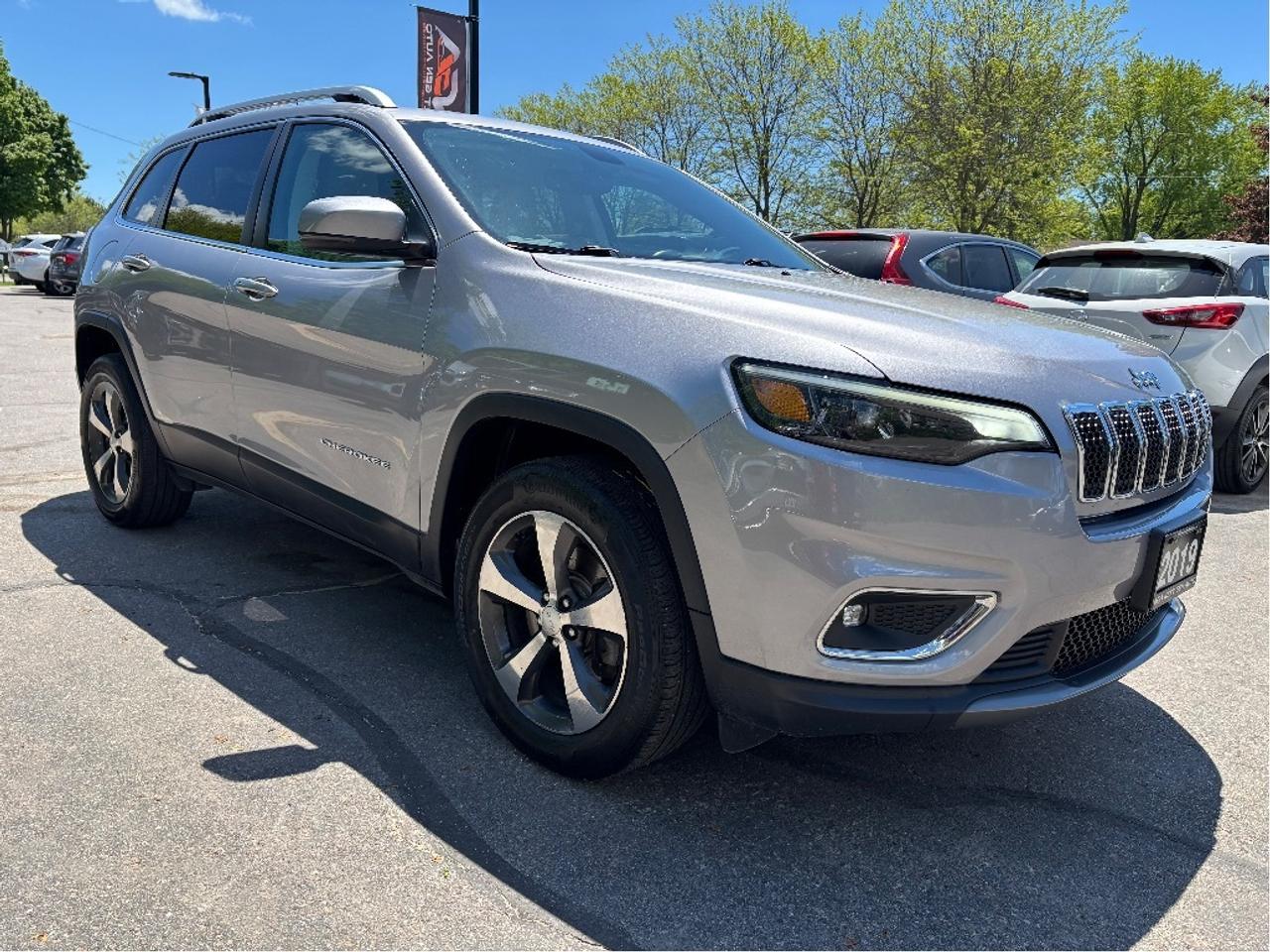 2019 Jeep Cherokee Limited LIGHT GREY LEATHER NAV MEMORY SEAT Photo