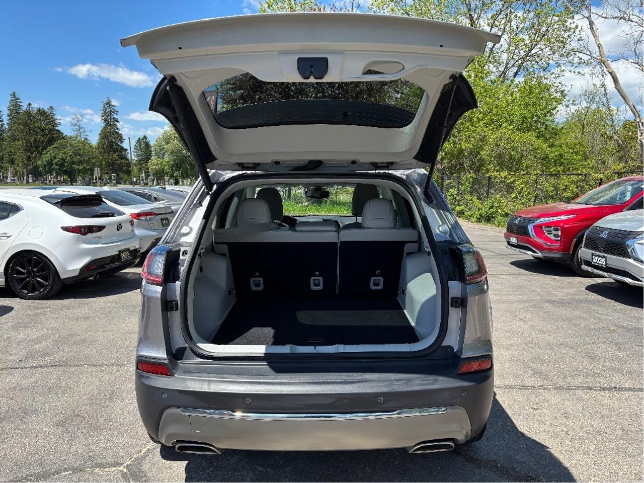 2019 Jeep Cherokee Limited LIGHT GREY LEATHER NAV MEMORY SEAT Photo