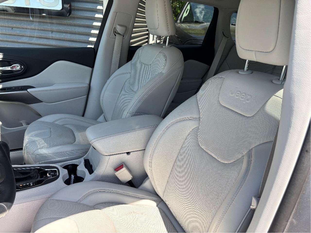 2019 Jeep Cherokee Limited LIGHT GREY LEATHER NAV MEMORY SEAT Photo