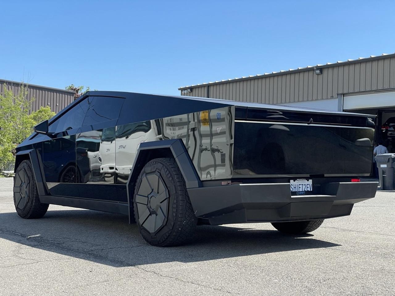 2024 Tesla Cybertruck BEAST FOUNDATION   1 Owner   Beautiful Wrap! Photo