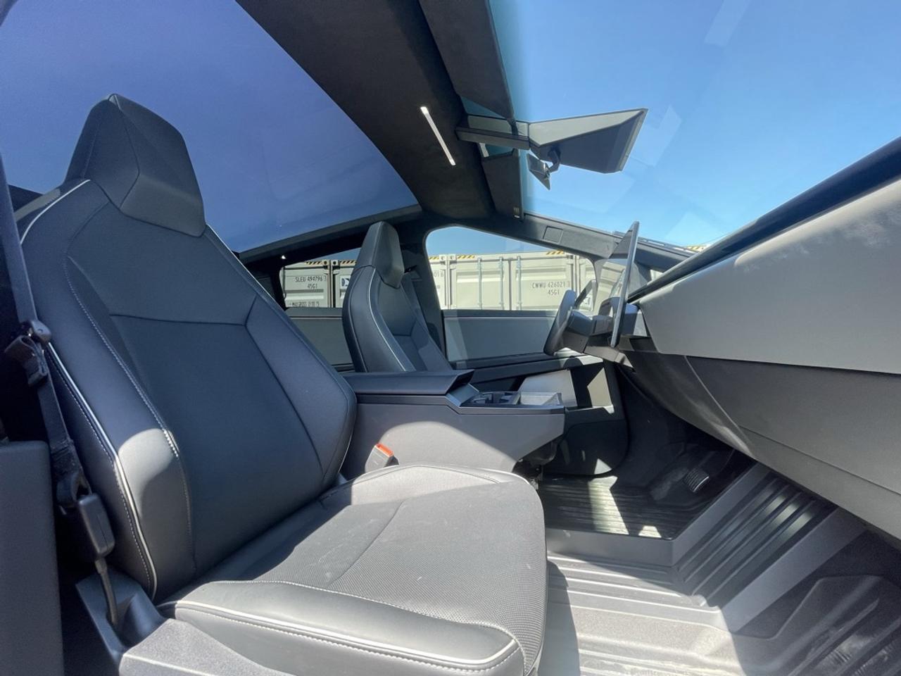 2024 Tesla Cybertruck BEAST FOUNDATION   1 Owner   Beautiful Wrap! Photo