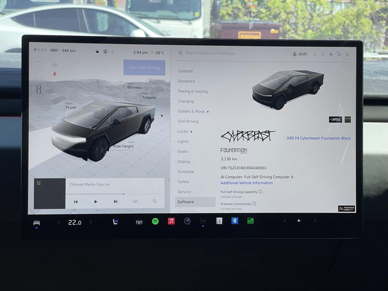2024 Tesla Cybertruck BEAST FOUNDATION   1 Owner   Beautiful Wrap! Photo