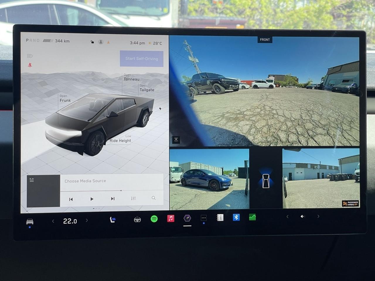 2024 Tesla Cybertruck BEAST FOUNDATION   1 Owner   Beautiful Wrap! Photo