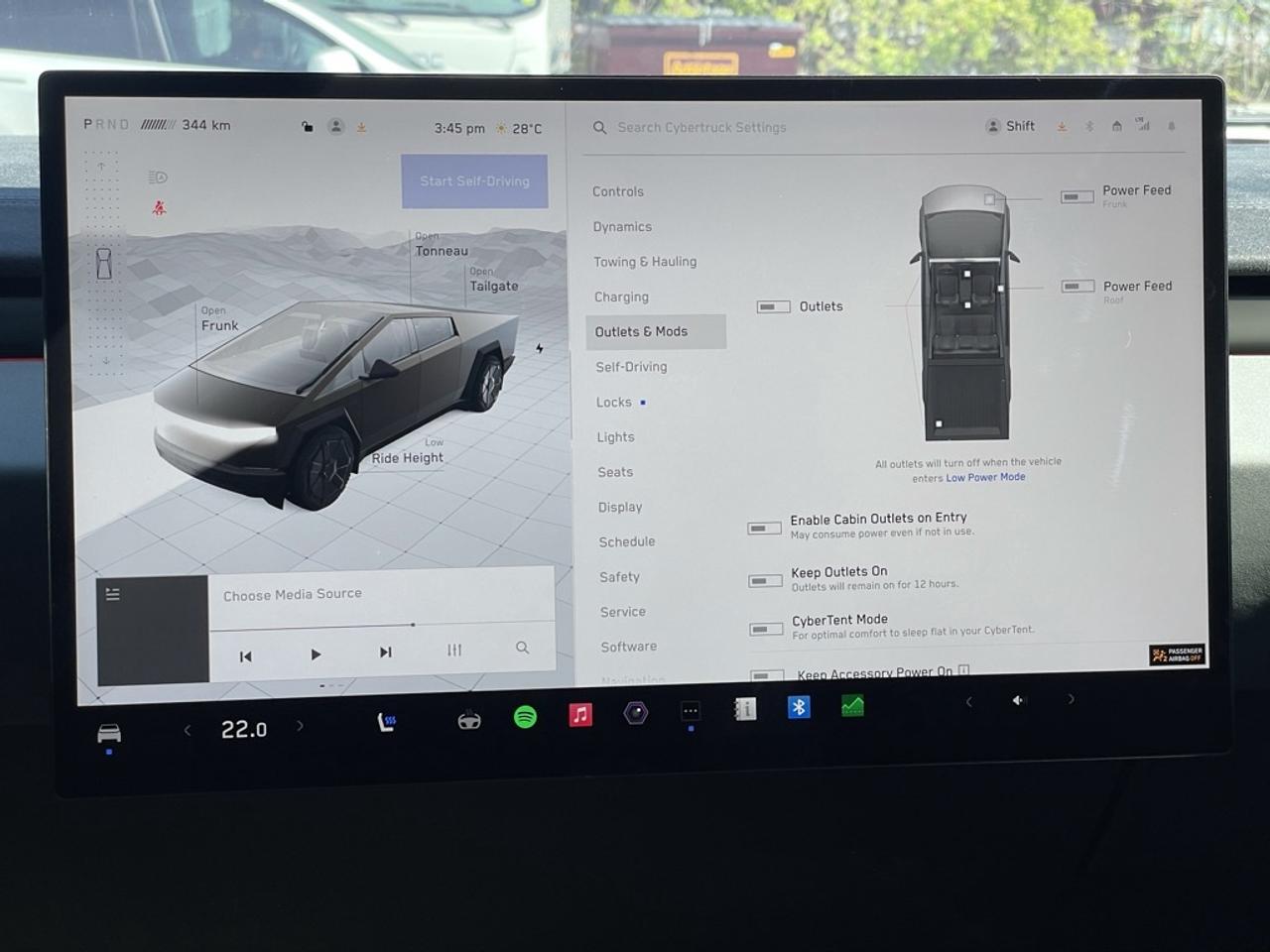 2024 Tesla Cybertruck BEAST FOUNDATION   1 Owner   Beautiful Wrap! Photo
