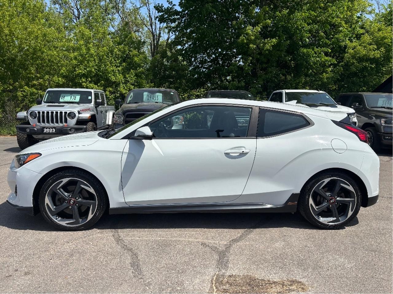 2020 Hyundai Veloster Turbo MANUAL LEATHER ROOF ONE OWNER CLEAN Photo