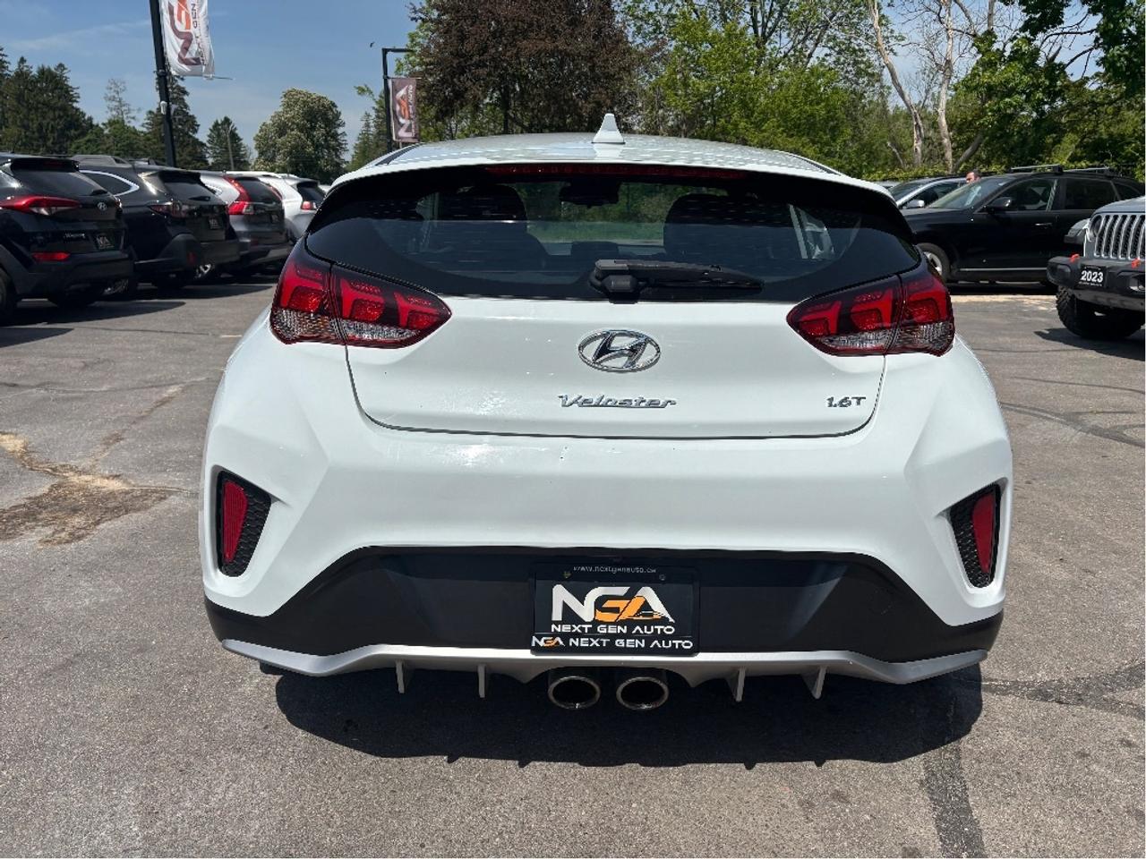2020 Hyundai Veloster Turbo MANUAL LEATHER ROOF ONE OWNER CLEAN Photo