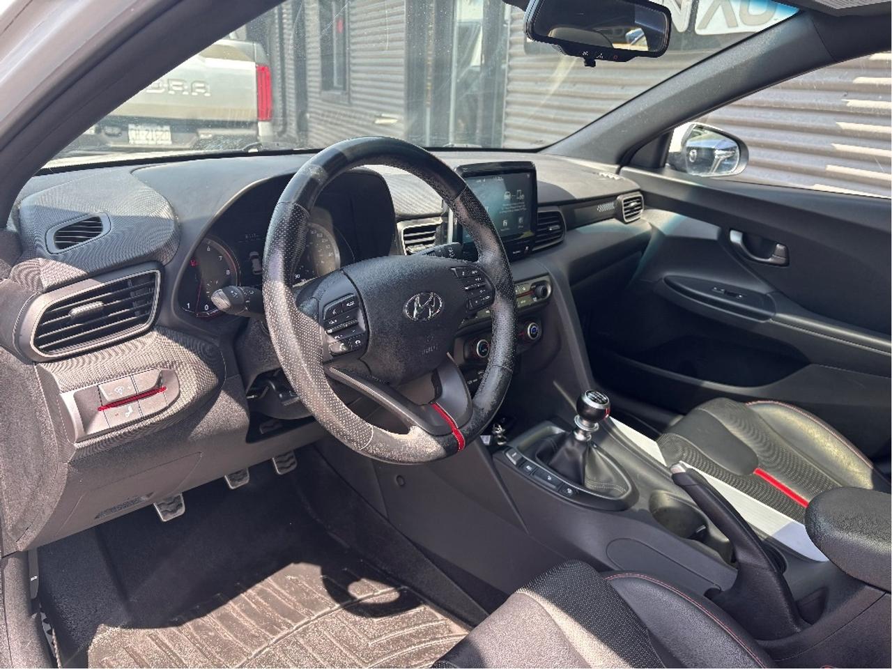 2020 Hyundai Veloster Turbo MANUAL LEATHER ROOF ONE OWNER CLEAN Photo