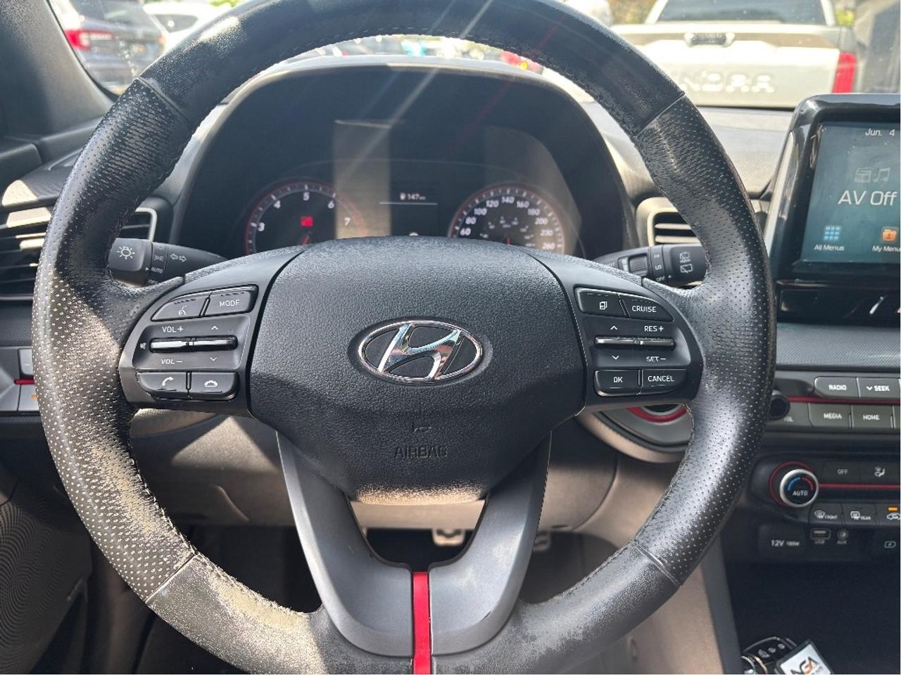 2020 Hyundai Veloster Turbo MANUAL LEATHER ROOF ONE OWNER CLEAN Photo