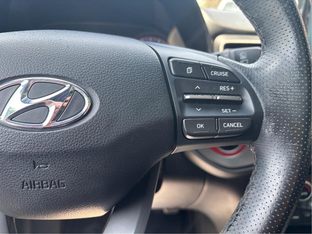 2020 Hyundai Veloster Turbo MANUAL LEATHER ROOF ONE OWNER CLEAN Photo