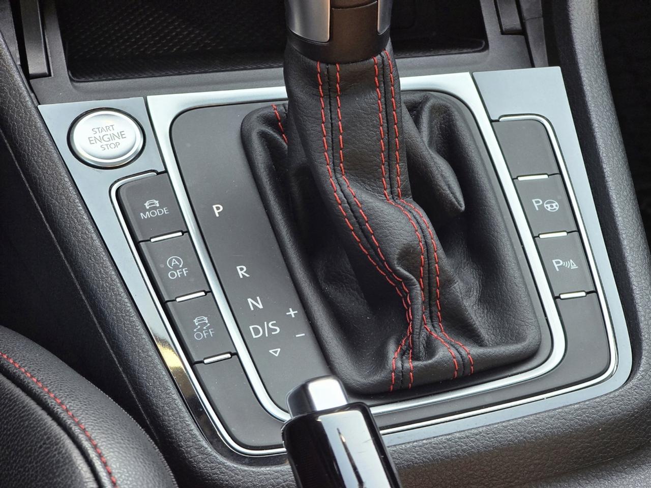 2020 Volkswagen Golf GTI Autobahn Edition | No Accidents! Photo
