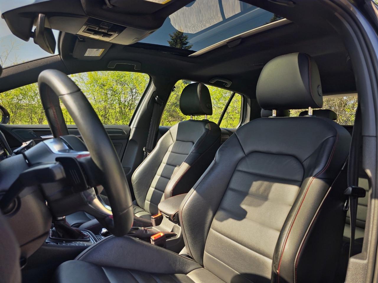 2020 Volkswagen Golf GTI Autobahn Edition | No Accidents! Photo