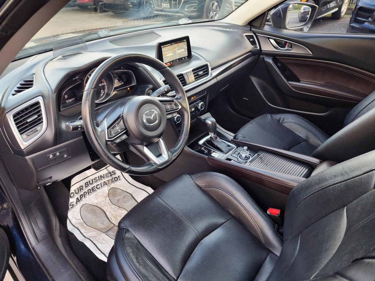 2017 Mazda MAZDA3 GT Hatchback Photo