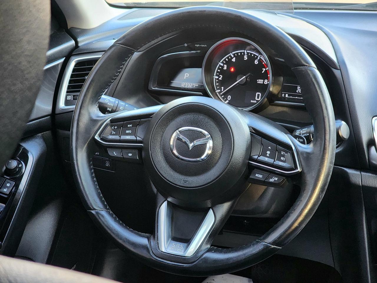 2017 Mazda MAZDA3 GT Hatchback Photo