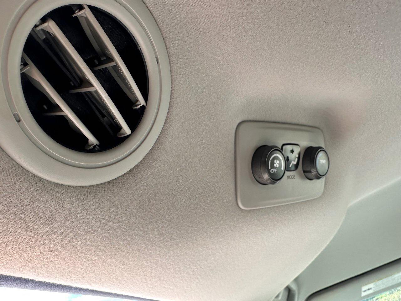 2011 Toyota Sienna BASE Photo