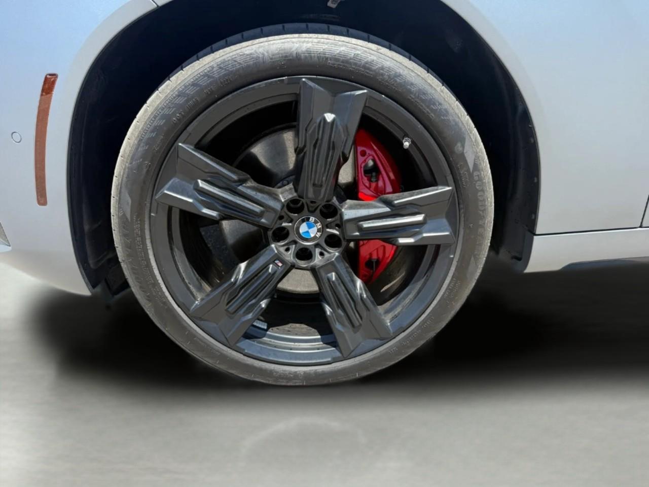 2025 BMW X3 M50 xDrive Photo2
