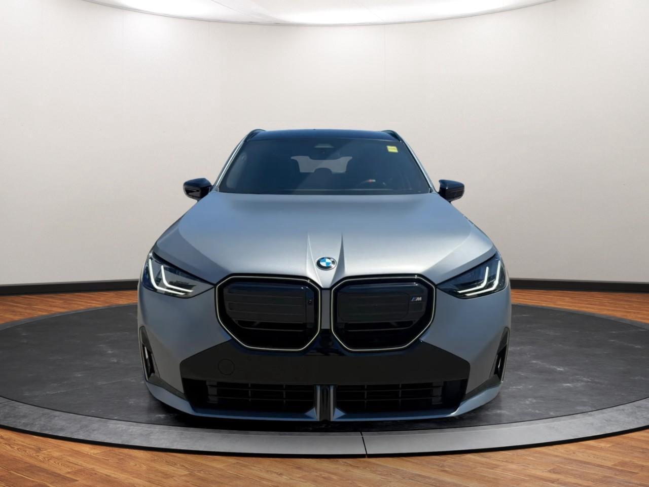2025 BMW X3 M50 xDrive Photo4