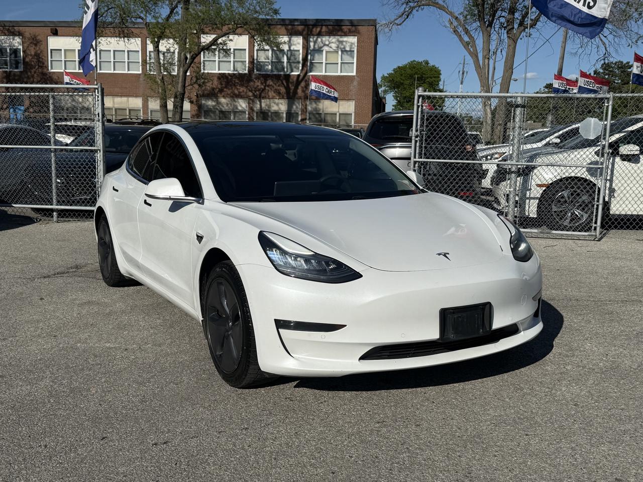 2020 Tesla Model 3 Standard Range Plus l RWD l 2 Sets of Tires Photo