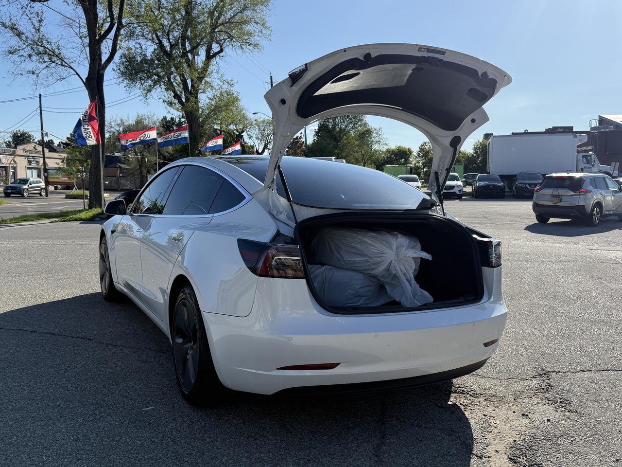 2020 Tesla Model 3 Standard Range Plus l RWD l 2 Sets of Tires Photo