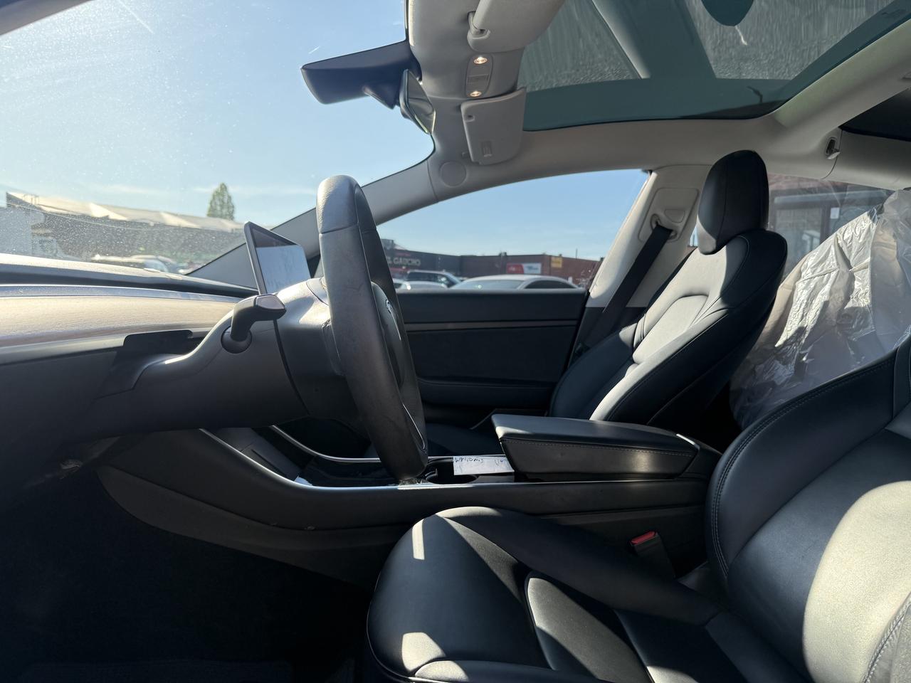 2020 Tesla Model 3 Standard Range Plus l RWD l 2 Sets of Tires Photo