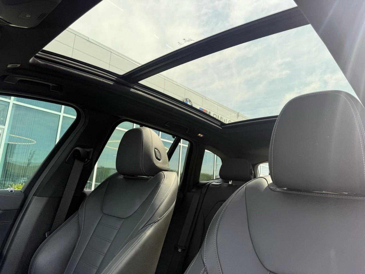 2021 BMW X3 xDrive30i Photo