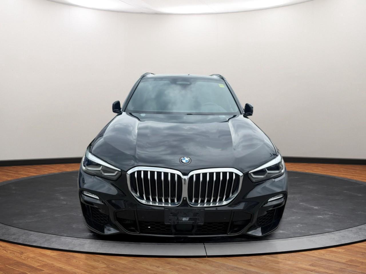 2021 BMW X5 xDrive40i Photo3