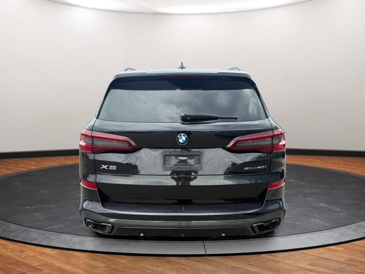2021 BMW X5 xDrive40i Photo4