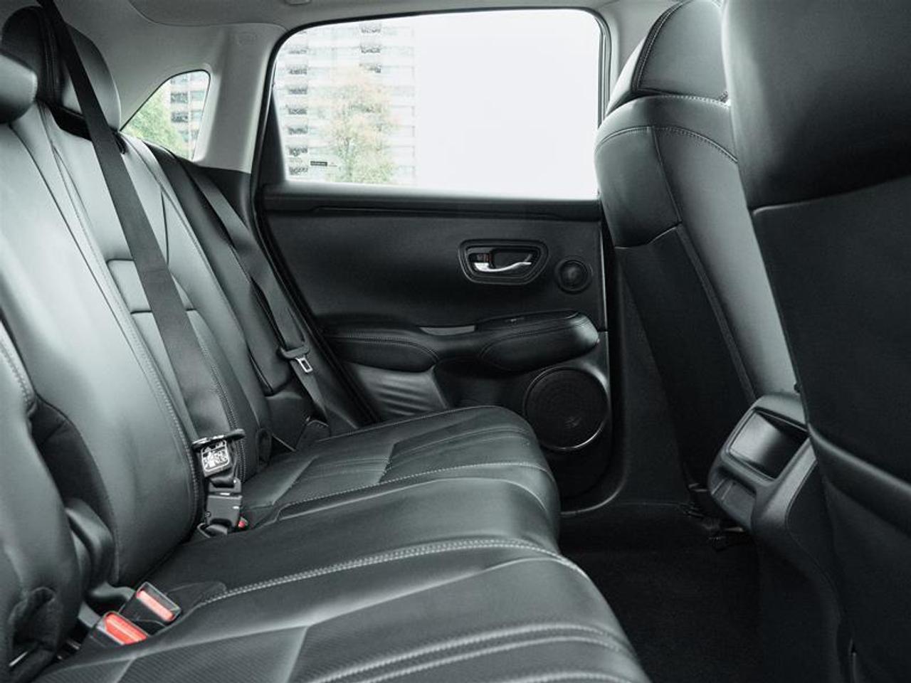 2024 Honda HR-V Ex-L Navi Awd Cvt Photo