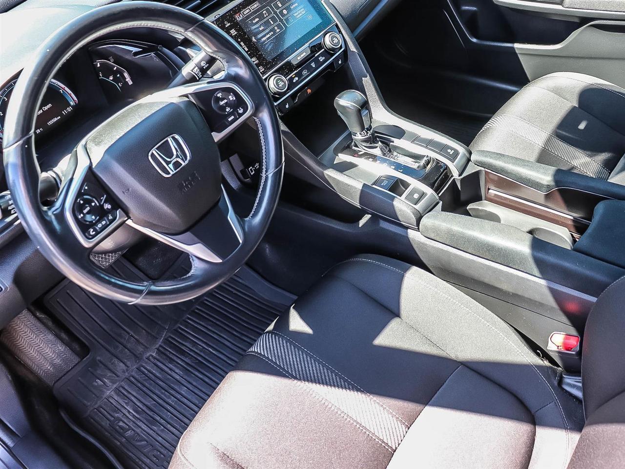 2018 Honda Civic Sedan SE Photo