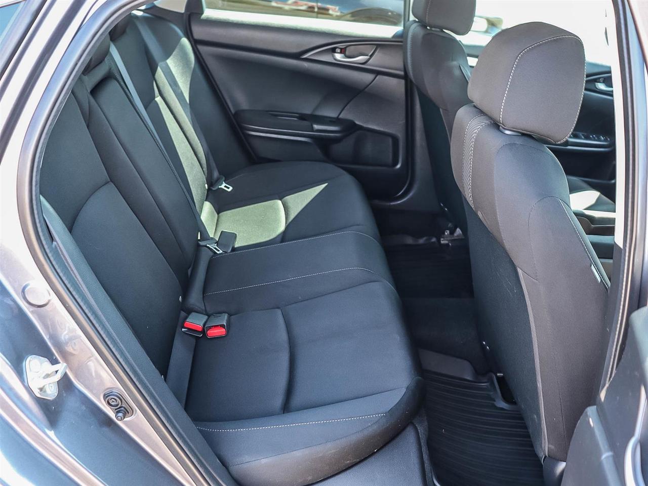 2018 Honda Civic Sedan SE Photo