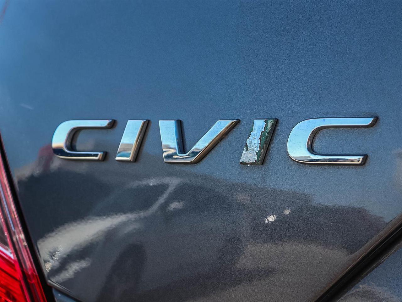 2018 Honda Civic Sedan SE Photo