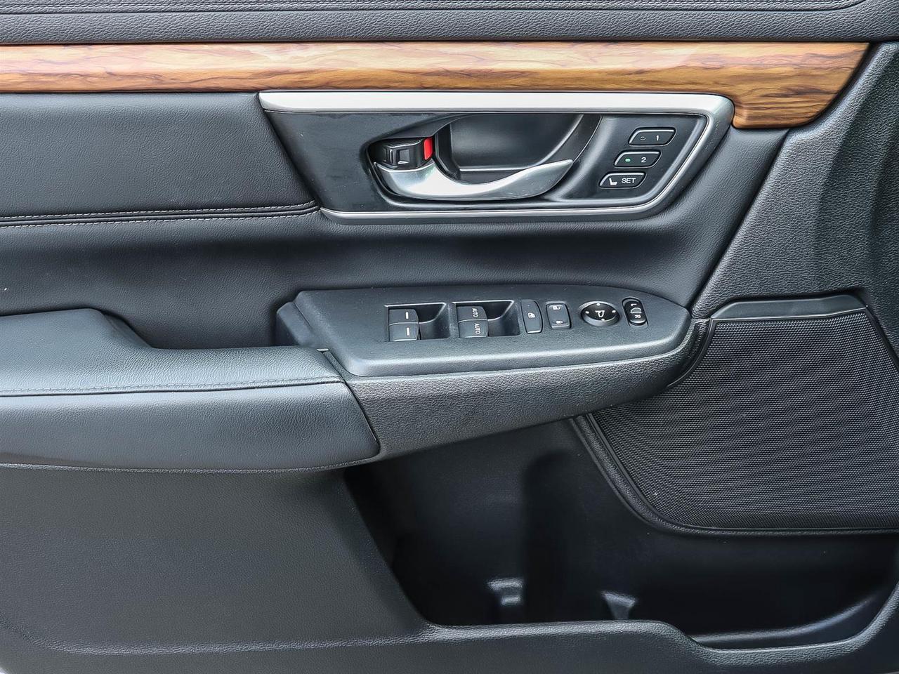 2020 Honda CR-V Touring Photo