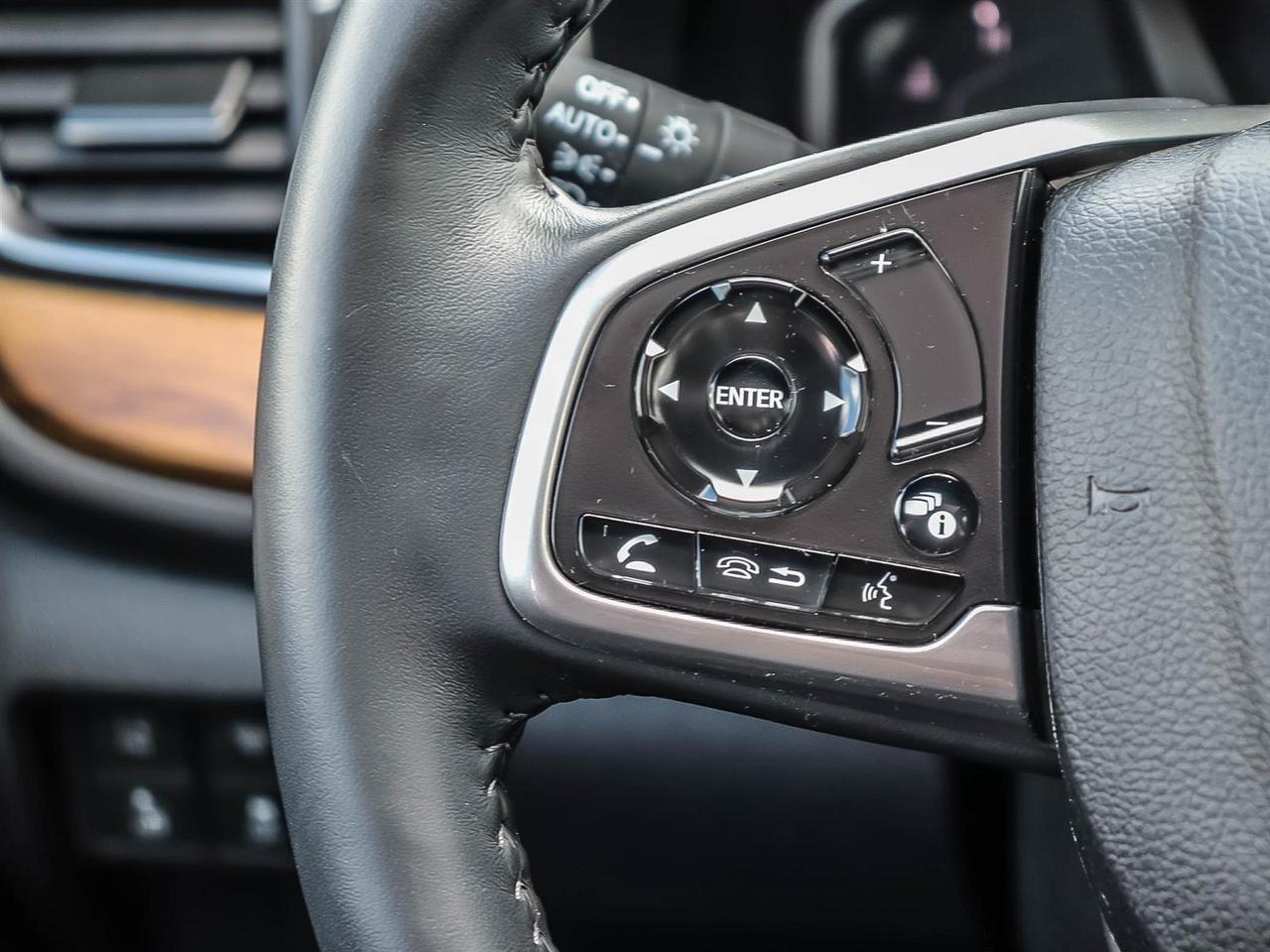 2020 Honda CR-V Touring Photo