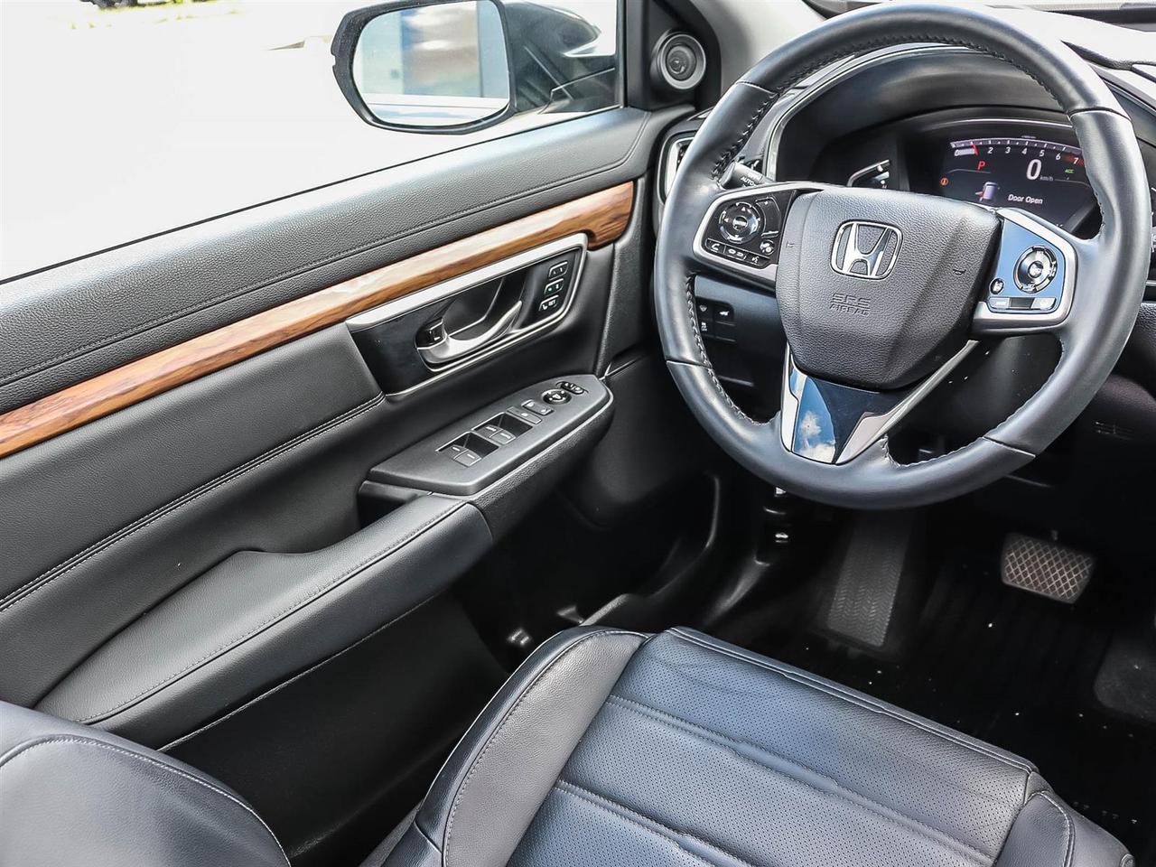 2020 Honda CR-V Touring Photo