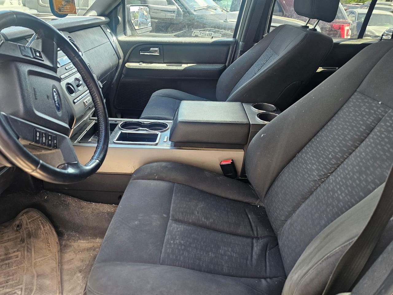 2016 Ford Expedition XL Photo
