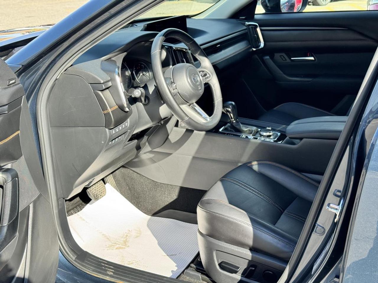 2025 Mazda CX-50 GT TURBO/ EXTENDED WARRANTY/ 3.95% RATE/ MUST SEE Photo