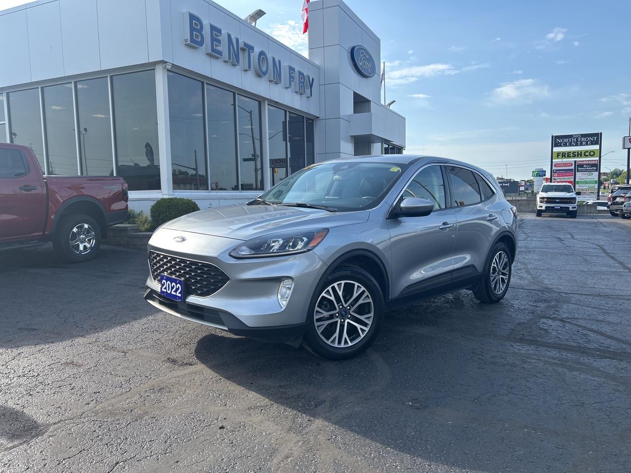 2022 Ford Escape SEL AWD 1.5L TECH PKG LANE KEEP HANDSFREE LIFTGATE Photo0