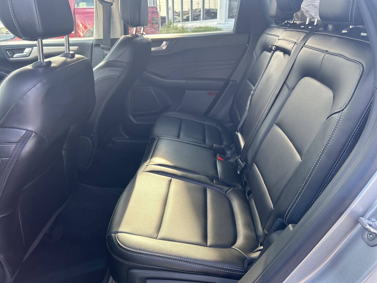2022 Ford Escape SEL AWD 1.5L TECH PKG LANE KEEP HANDSFREE LIFTGATE Photo