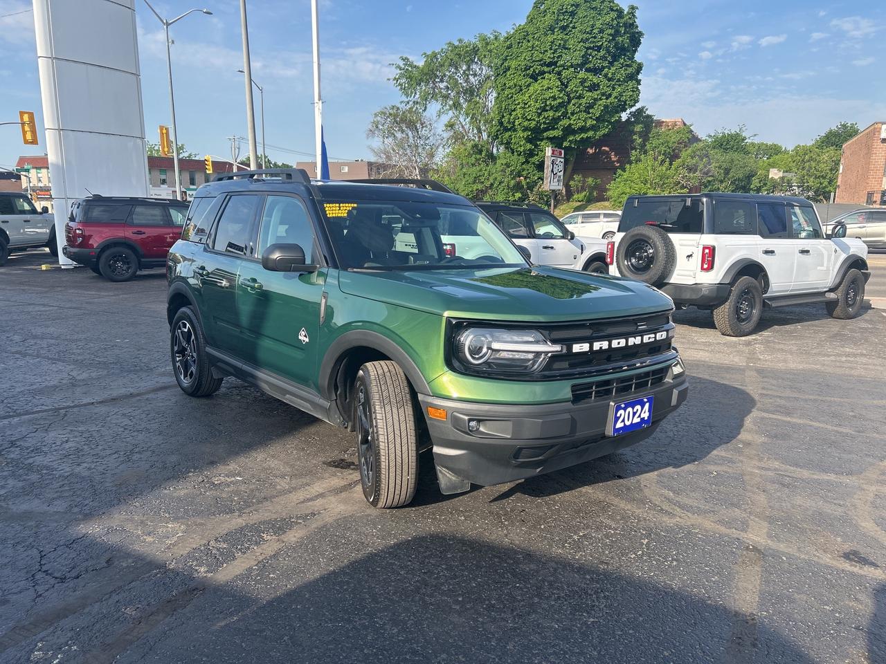 2024 Ford Bronco Sport OUTERBANKS 4X4 1.5L TECH PKG MOONROOF LANE KEEPING Photo