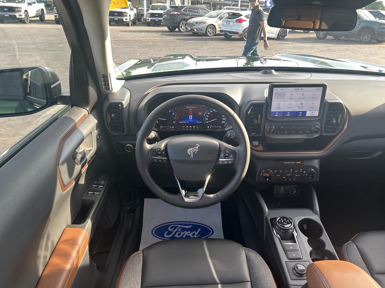 2024 Ford Bronco Sport OUTERBANKS 4X4 1.5L TECH PKG MOONROOF LANE KEEPING Photo