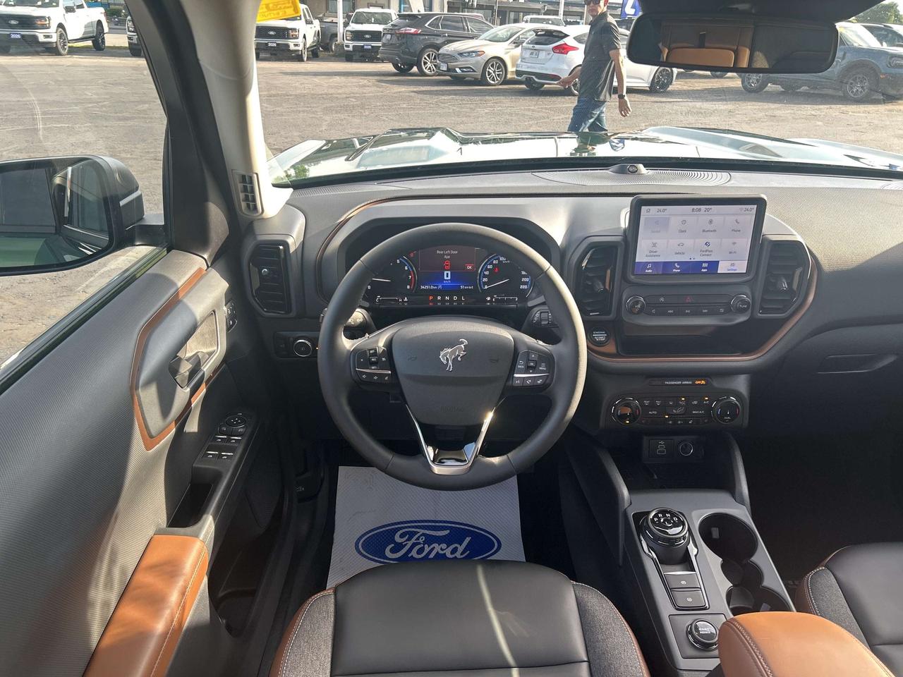 2024 Ford Bronco Sport OUTERBANKS 4X4 1.5L TECH PKG MOONROOF LANE KEEPING Photo