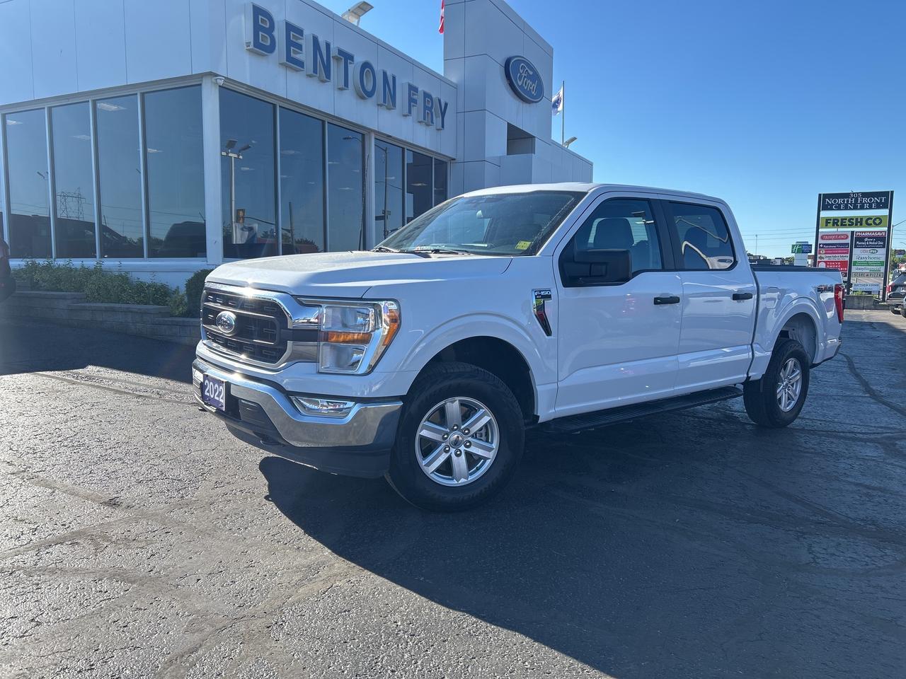 2022 Ford F-150 XLT 3.3L 4X4 TOW PKG VINYL FLOORING UNDER $8000 KM Photo0