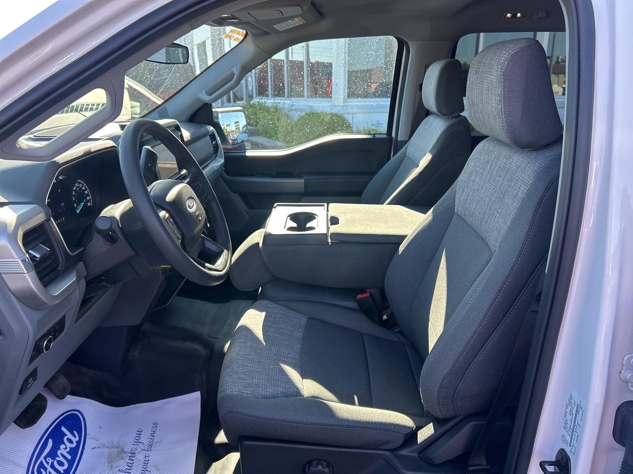 2022 Ford F-150 XLT 3.3L 4X4 TOW PKG VINYL FLOORING UNDER $8000 KM Photo