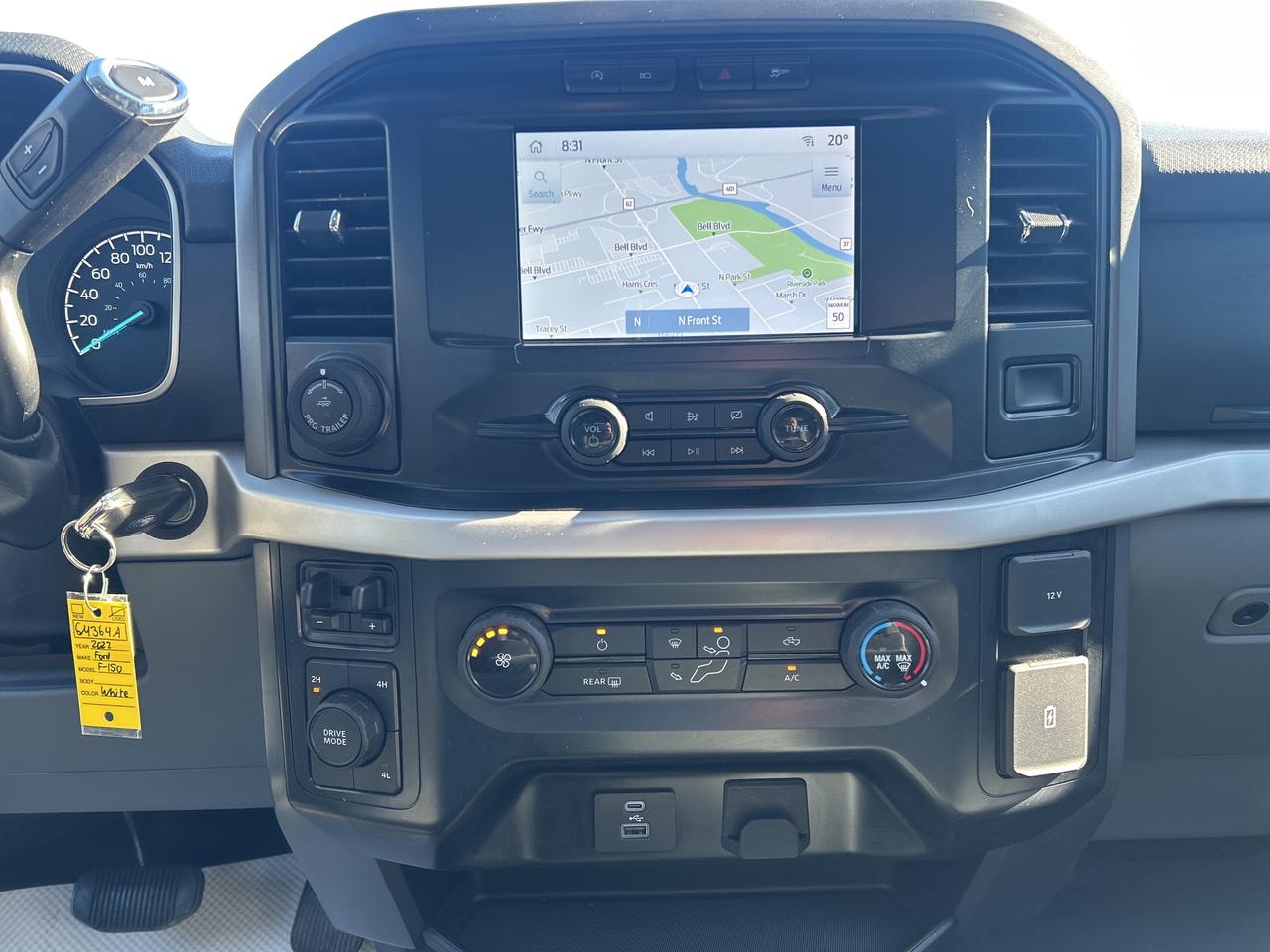 2022 Ford F-150 XLT 3.3L 4X4 TOW PKG VINYL FLOORING UNDER $8000 KM Photo