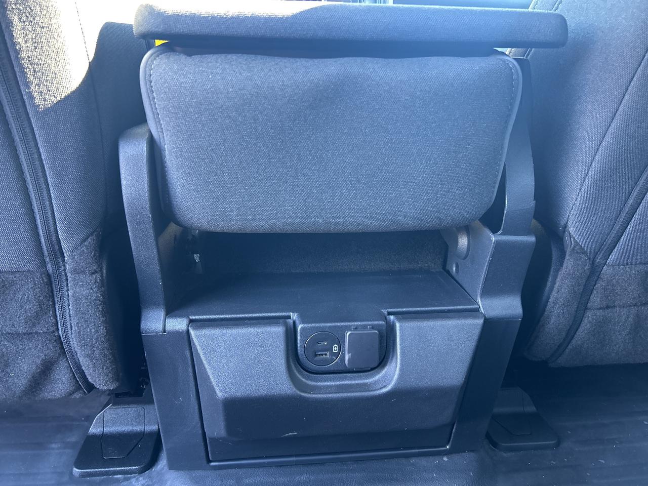 2022 Ford F-150 XLT 3.3L 4X4 TOW PKG VINYL FLOORING UNDER $8000 KM Photo