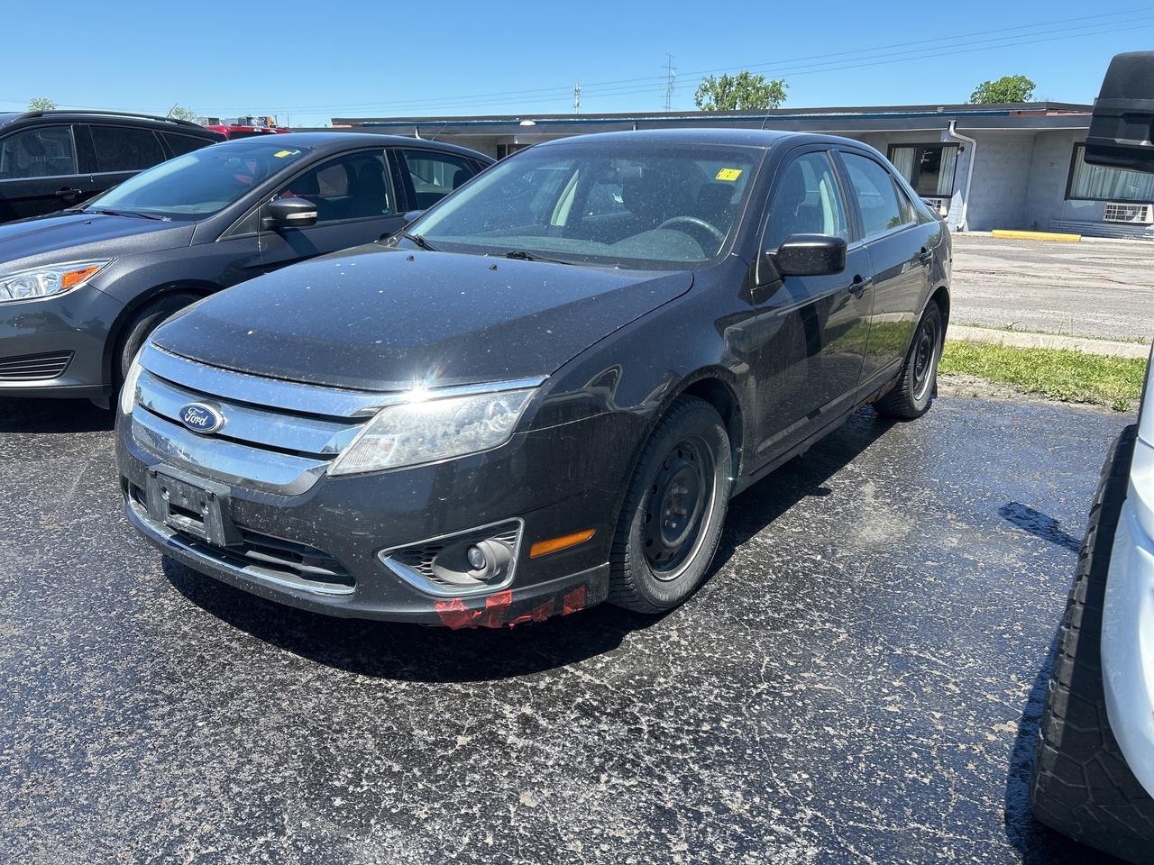 2010 Ford Fusion 2.5L AS- IS 137,000 KMS Photo0