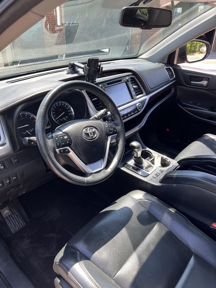 2016 Toyota Highlander LIMITED AWD NAVIGATION BACKUP CAMERA 7 PASSENGER Photo