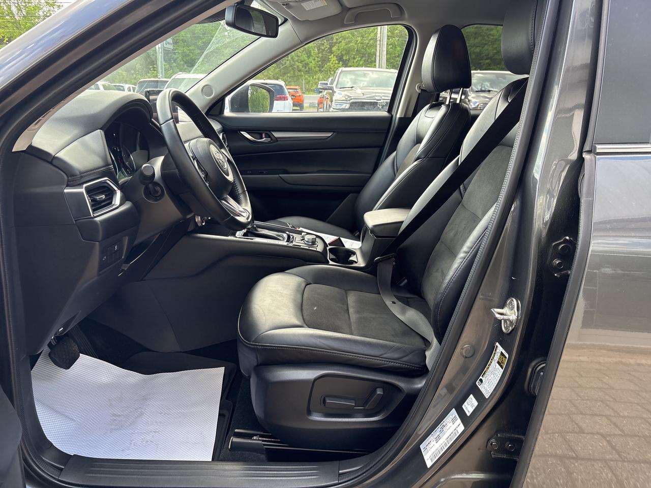 2023 Mazda CX-5 GS Photo