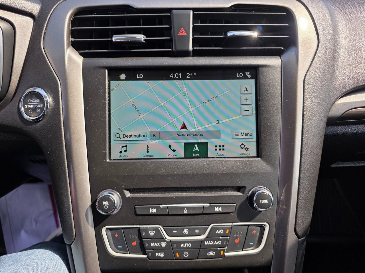 2018 Ford Fusion Energi SE Luxury 4dr Front-Wheel Drive Sedan Photo
